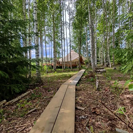 Kakiniitty Glamping * Tammela